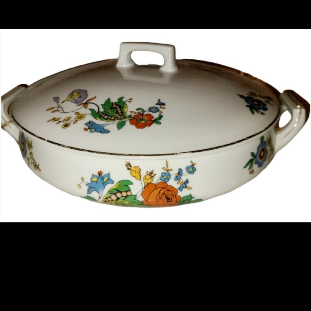 P.A.L.T. Czecho-Slovakia Floral Covered Casserole Dish Porcelain Fine China RARE